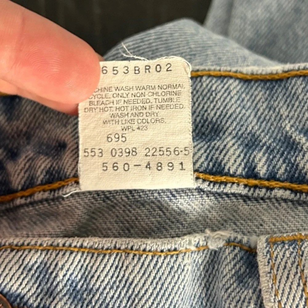 VINTAGE Levis 560 Jeans Mens 34x30 Blue Loose Fit Tapered Light Wash Streetwear